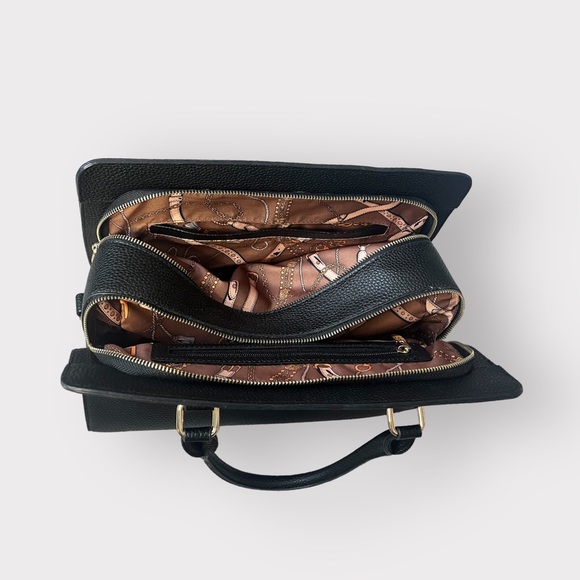 Black Leather with Gold Buckle Accent Shoulder Bag - Picture 7 of 8